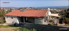 HYERES (83) Maison individuelle rénovée vue mer avec terrasse sur 5 000 m² de terrain/double garage