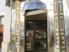 DIGNE LES BAINS (04) à vendre HOTEL/BUREAU en centre ville / 15 chambres