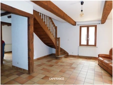 ENTRAGES (04000) A vendre MAISON de caractère de type 3 de 88 M2 avec terrasse et garage