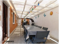 LE VAL (83) Maison de plain-pied rénovée avec photovoltaïque, terrain plat et garage