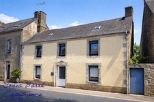 Maison rénovée à vendre à TOURCH (29)