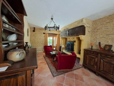 Character property with two stone houses on over 9 hectares near Sarlat – Périgord Noir