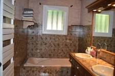 Maison familiale à vendre  avec studio indépendant et dépendances à Prigonrieux (24130) 