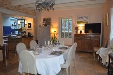 Stone house in the heart of the village of Le Bugue (24)