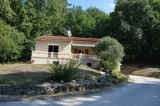 Maison familiale à vendre  avec studio indépendant et dépendances à Prigonrieux (24130) 