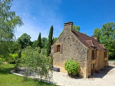Character property with two stone houses on over 9 hectares near Sarlat – Périgord Noir