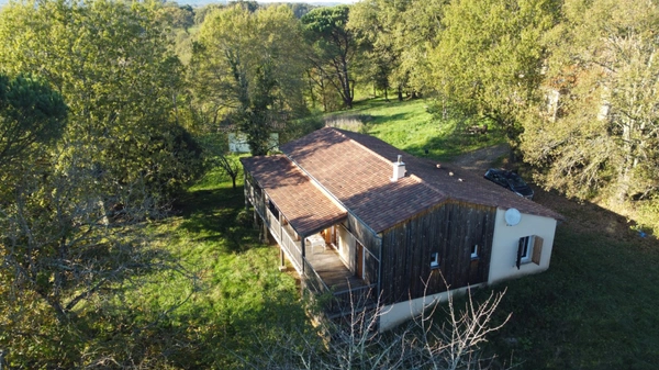 Maison à vendre  récente 130 m² avec DPE A, terrain 5 697 m², terrasse vue nature, garage double – à 10 min de Belvès