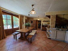 Character property with two stone houses on over 9 hectares near Sarlat – Périgord Noir