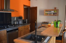 Maison familiale à vendre  avec studio indépendant et dépendances à Prigonrieux (24130) 