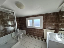 Maison familiale au calme – Saint-Savinien – 3 chambres, bureau, garage et terrain