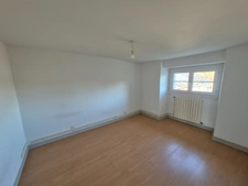 Maison familiale au calme – Saint-Savinien – 3 chambres, bureau, garage et terrain