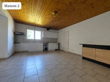 Ensemble immobilier avec 3 maisons sur 5 110 m² – Moragne 17430