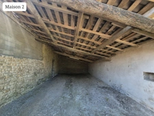 Ensemble immobilier avec 3 maisons sur 5 110 m² – Moragne 17430