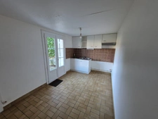 Maison familiale au calme – Saint-Savinien – 3 chambres, bureau, garage et terrain