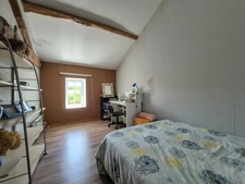 Maison avec nombreuses dépendances, studio et terrain constructible de plus de 3 000 m²