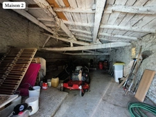Ensemble immobilier avec 3 maisons sur 5 110 m² – Moragne 17430
