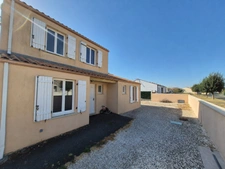Maison familiale 5 pièces avec jardin clos – Lussant 17430