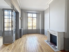HOTEL PARTICULIER à vendre 22 pièces REIMS (51)