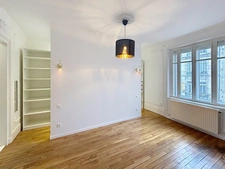 Appartement ancien à vendre 5 pièces REIMS (51)
