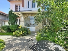 Maison à vendre 9 pièces jardin proche de REIMS (51)