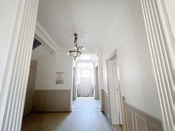 HOTEL PARTICULIER à vendre 22 pièces REIMS (51)