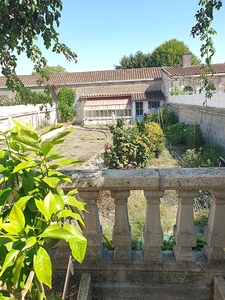 Maison à vendre 7 pièces ANGOULEME (16) Cartier L'HOUMEAU 4 chambre + garage + terrain 