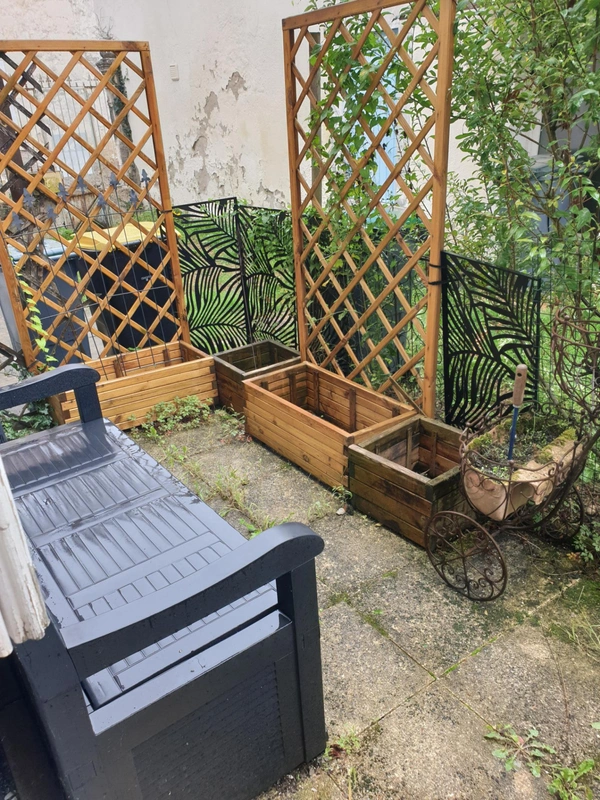 🏡 CHALAIS (16) Maison de ville à fort potentiel – 134 m² habitables + studio 39 m² – À rénover