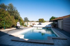 Maison 121m² + Studio 23.50m² et piscine à vendre proche de LA COURONNE (16400)
