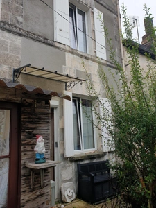 🏡 CHALAIS (16) Maison de ville à fort potentiel – 134 m² habitables + studio 39 m² – À rénover
