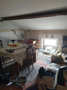 🏡 CHALAIS (16) Maison de ville à fort potentiel – 134 m² habitables + studio 39 m² – À rénover
