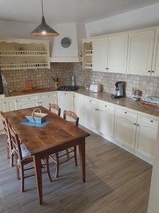 House of 146 m² for sale in CHALAIS (16), 6 rooms, 4/5 bedrooms, 2 garages, 3,560 m² of land!!!