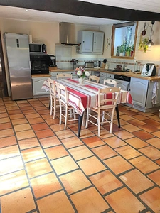 Stone house of 145 m² for sale, 6 rooms, BELLEVIGNE (16), 3/4 bedrooms plus swimming pool.