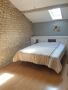 Stone house of 145 m² for sale, 6 rooms, BELLEVIGNE (16), 3/4 bedrooms plus swimming pool.