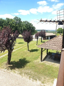 House of 146 m² for sale in CHALAIS (16), 6 rooms, 4/5 bedrooms, 2 garages, 3,560 m² of land!!!