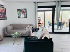 Villa moderne 3 faces avec suite parentale et grande terrasse – Le Soler