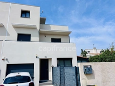 Villa moderne 3 faces avec suite parentale et grande terrasse – Le Soler