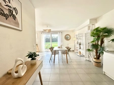 BEL APPARTEMENT 3 PIÈCES 64 m² - SARZEAU CENTRE 