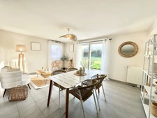BEL APPARTEMENT 3 PIÈCES 64 m² - SARZEAU CENTRE 