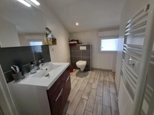 Maison à vendre - 5 chambres - 119 m² habitables + 150 m² dépendances - Fort potentiel locatif - 299 000 € - Saint-Maurice (63270)