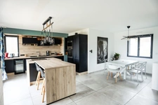 Maison 5 pièces - 137 m² - SAINT MAURICE (63270) - 405 000 euros