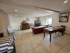 Maison à vendre - 5 chambres - 119 m² habitables + 150 m² dépendances - Fort potentiel locatif - 275 000 € - Saint-Maurice (63270)