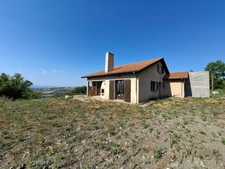 Maison à vendre - 4 pièces - VEYRE MONTON (63) - 328 000 euros
