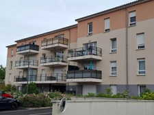 Appartement T2 avec balcon, garage double et place de parking privative – Cournon d’Auvergne (63800) - 138 000 euros