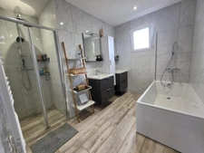 Maison à vendre de plain-pied – 4 chambres - 99 m² –  THIERS (63300) – 255 000 euros