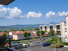 Appartement T2 avec balcon, garage double et place de parking privative – Cournon d’Auvergne (63800) - 138 000 euros