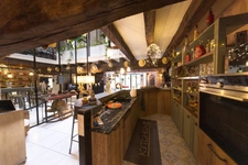 Maison coup de cœur avec piscine - 5 Suites - 445 m² - Villerest (42300) – 650 000 euros