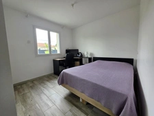 Maison à vendre de plain-pied – 4 chambres - 99 m² –  THIERS (63300) – 255 000 euros