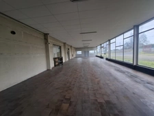 Entrepôt/Local d'activité/bureau - VARENNES SUR ALLIER (03150) - 395 000 euros