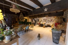 Maison coup de cœur avec piscine - 5 Suites - 445 m² - Villerest (42300) – 650 000 euros