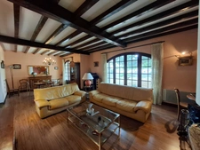 Maison familiale de plain-pied avec sous-sol - 129 m² habitables – 320 000 €